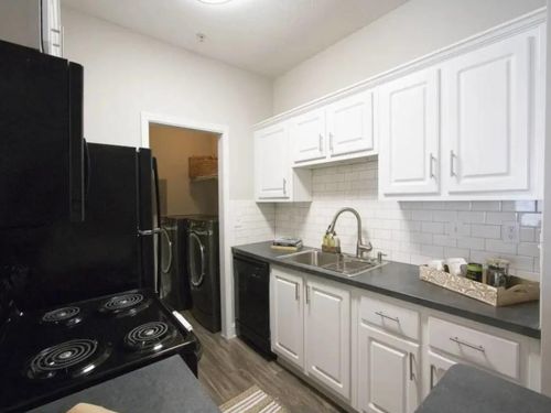 unit-1518-100 Crossing Blvd, Mcdonough, GA, 30253-8102 | Card Image