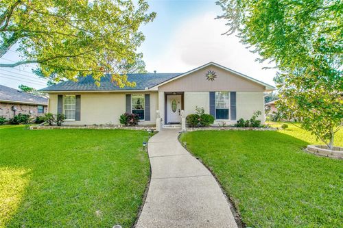 1923 Sierra Dr, Lewisville, TX, 75077-7532 | Card Image