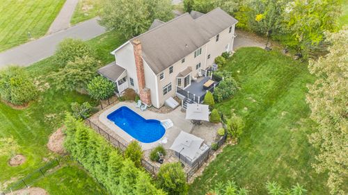 51 Country Club Rd, Bolton, CT, 06043-7462 | Card Image