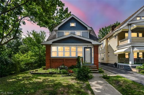 13016 Beachwood Avenue, Cleveland, OH, 44105 | Card Image