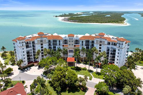 603-700 La Peninsula Blvd, NAPLES, FL, 34113-4041 | Card Image