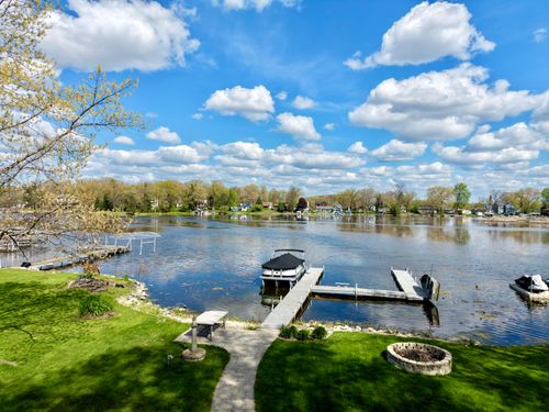 28918 Kramer Dr, Waterford, WI, 53185-3418 | Card Image