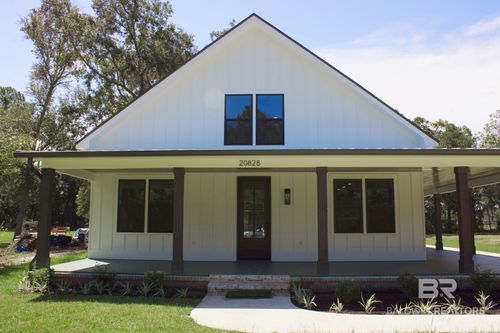 20828 Robinson Ln, Gulf Shores, AL, 36542-2739 | Card Image