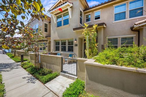 1194 Delpy View Pt, Vista, CA, 92084-4837 | Card Image