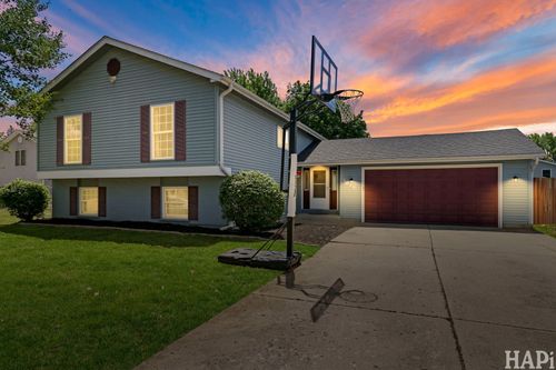 3615 W Drake Ct, McHenry, IL, 60050-3888 | Card Image
