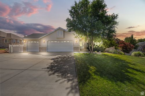 11783 S Stone Crest Ln, Riverton, UT, 84065-7476 | Card Image