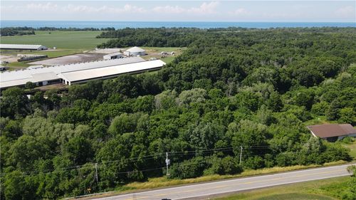 3201 Youngstown Rd, Wilson, NY, 14172-9744 | Card Image