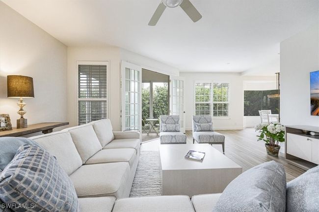 2205 - 233 Colonade Cir, Condo with 3 bedrooms, 4 bathrooms and null parking in NAPLES FL | Image 6