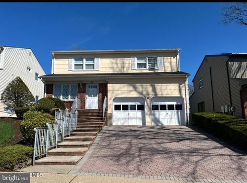 47 George St, Bloomfield, NJ, 07003-4329 | Card Image