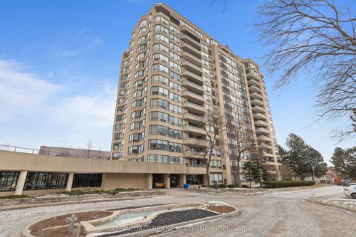 807-4 Willow St, Waterloo, ON, N2J4S2 | Card Image