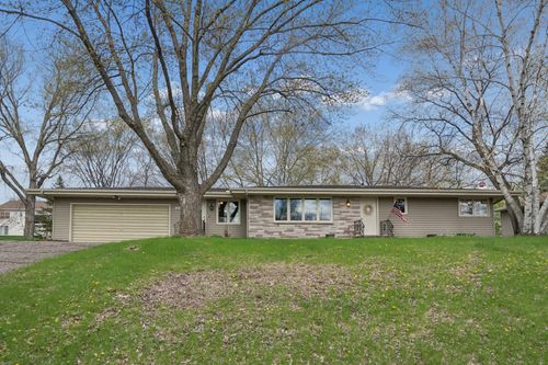 815 Myrtle St, Buffalo, MN, 55313-9123 | Card Image