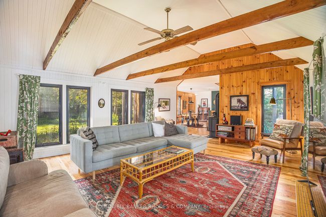3412 Baskins Beach Rd, House other with 1 bedrooms, 2 bathrooms and 3 parking in Dunrobin ON | Image 5