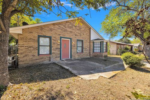 15812 Buchel, LaCoste, TX, 78039 | Card Image