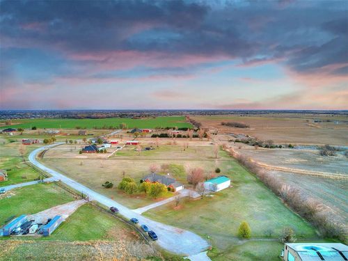 1201 Stable Rock Road, Yukon, OK, 73099 | Card Image