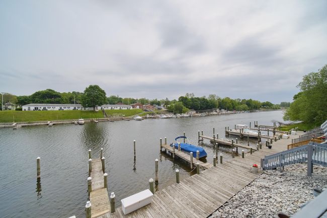 APT-8 - 317 5 Th Ave, Condo with 2 bedrooms, 1 bathrooms and null parking in Manistee MI | Image 26