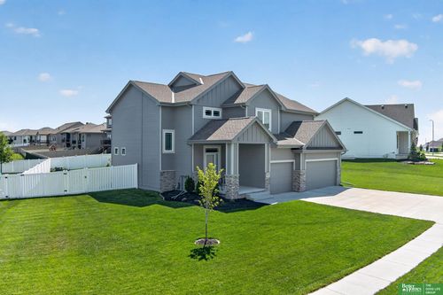 21819 G St, Elkhorn, NE, 68022-3313 | Card Image