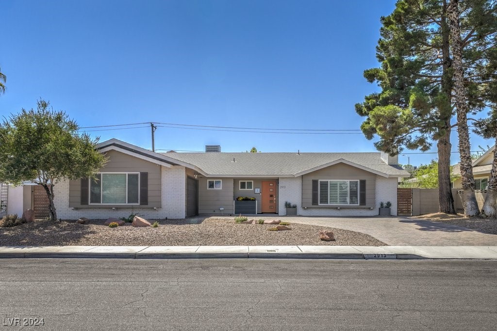 Gilmary Ave, Las Vegas, NV 89102