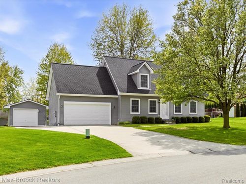 1561 S Delano St, Saint Clair, MI, 48079-5270 | Card Image