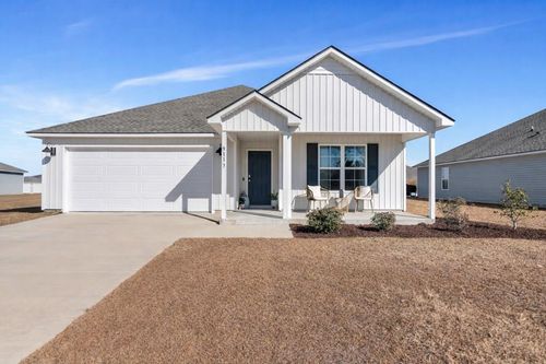 9113 Torrington Ln, Valdosta, GA, 31605-1228 | Card Image