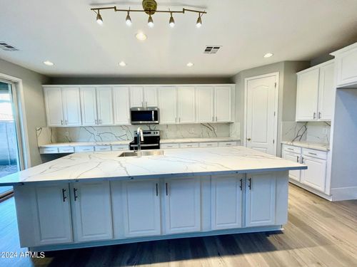 2116 E Chanute Pass, Phoenix, AZ, 85040-3412 | Card Image