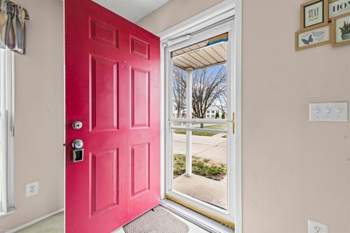 24704 Meadow Ln, Harrison Township, MI, 48045-3134 | Card Image