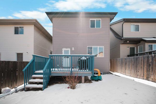 33 Panora Hill Nw, Home with 5 bedrooms, 3 bathrooms and 1 parking in Calgary AB | Image 30