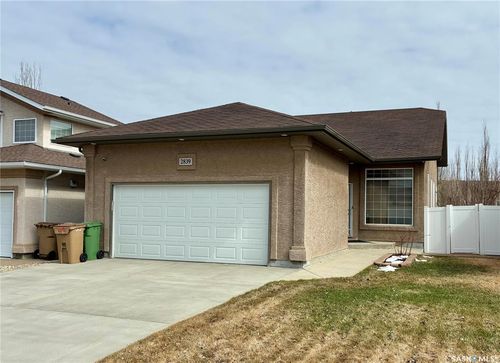 2839 Sunninghill Crescent, Regina, SK, S4V0N7 | Card Image