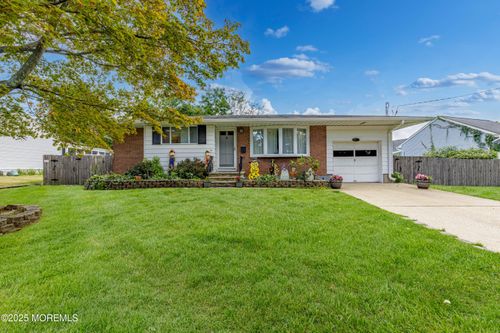 97 Enright Ave, Freehold, NJ, 07728-2029 | Card Image