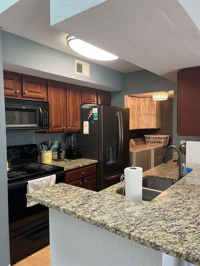 1607 1481 Center St Street, Sold in Mount Pleasant Zoocasa