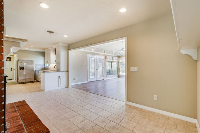 1822 Silverside Dr, House other with 3 bedrooms, 2 bathrooms and null parking in Grapevine TX | Image 12