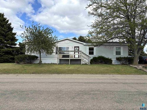 120 W 4th Ave Avenue, Miller, SD, 57362 | Card Image
