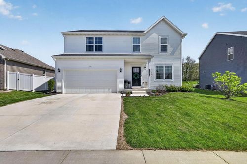 2912 Jackson St, Stoughton, WI, 53589-2585 | Card Image