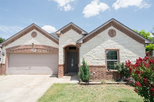 305 E Fogg St, Fort Worth, TX, 76110-6329 | Card Image