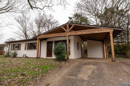 112 Wilkenson Dr Ne, Huntsville, AL, 35811-1418 | Card Image