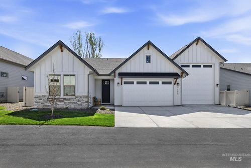 9685 W Snow Wolf Ln, Star, ID, 83669-6476 | Card Image