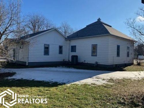718 Gilman St, Sheffield, IA, 50475-5005 | Card Image
