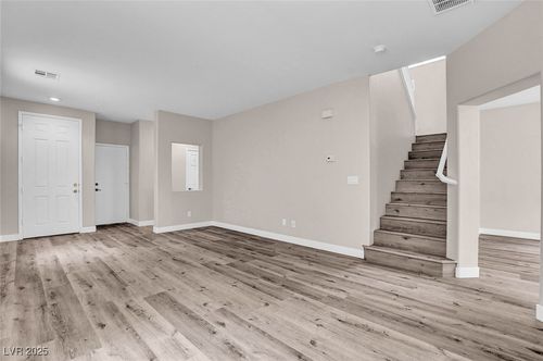 4857 Eureka Diamond Ct, Las Vegas, NV, 89139-7126 | Card Image