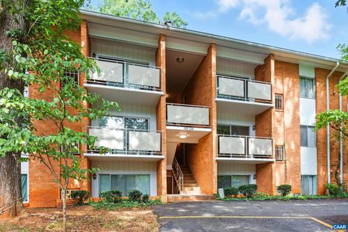 apt-120-1800 Jefferson Park Ave, CHARLOTTESVILLE, VA, 22903-3535 | Card Image