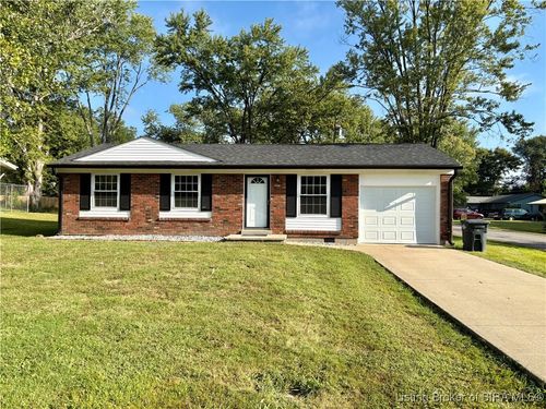 127 Locust St, Charlestown, IN, 47111-1716 | Card Image