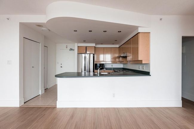 3706 - 1009 Expo Blvd, Condo with 2 bedrooms, 2 bathrooms and 1 parking in Vancouver BC | Image 15