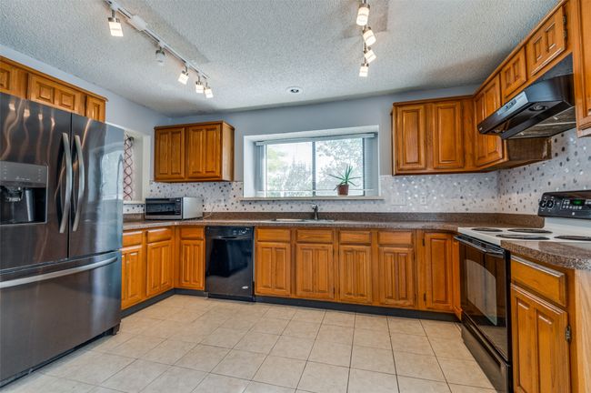 104 Country Ln, House other with 4 bedrooms, 3 bathrooms and null parking in Euless TX | Image 8