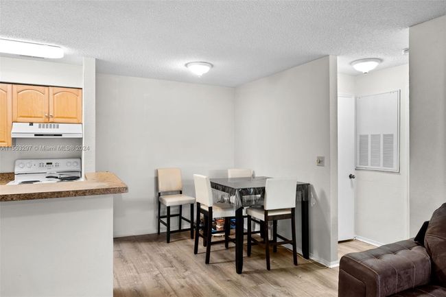 APT-4106 - 2846 S University Dr, Condo with 1 bedrooms, 1 bathrooms and null parking in Davie FL | Image 7