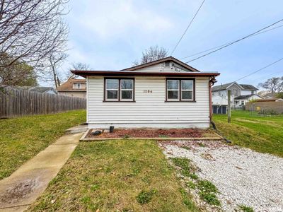 1204 Margaret Street, House other with 1 bedrooms, 1 bathrooms and null parking in Pekin IL | Image 1