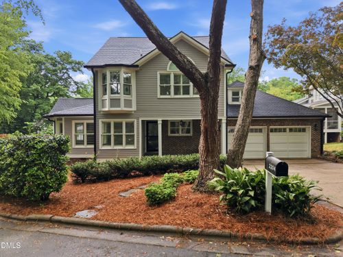 2204 Oxford Hills Dr, Raleigh, NC, 27608-1671 | Card Image