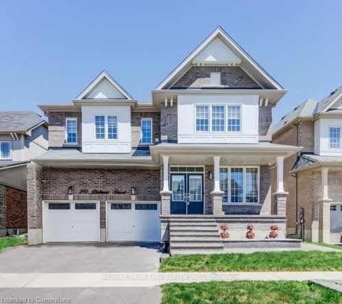 293 Dolman St, Breslau, ON, N0B1M0 | Card Image