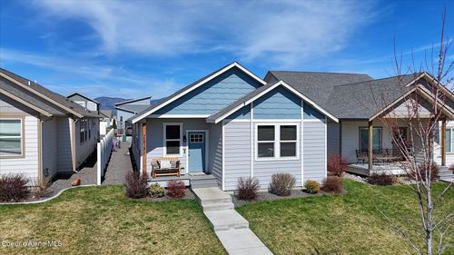 12131 W Moorfield Ave, Post Falls, ID, 83854-7897 | Card Image