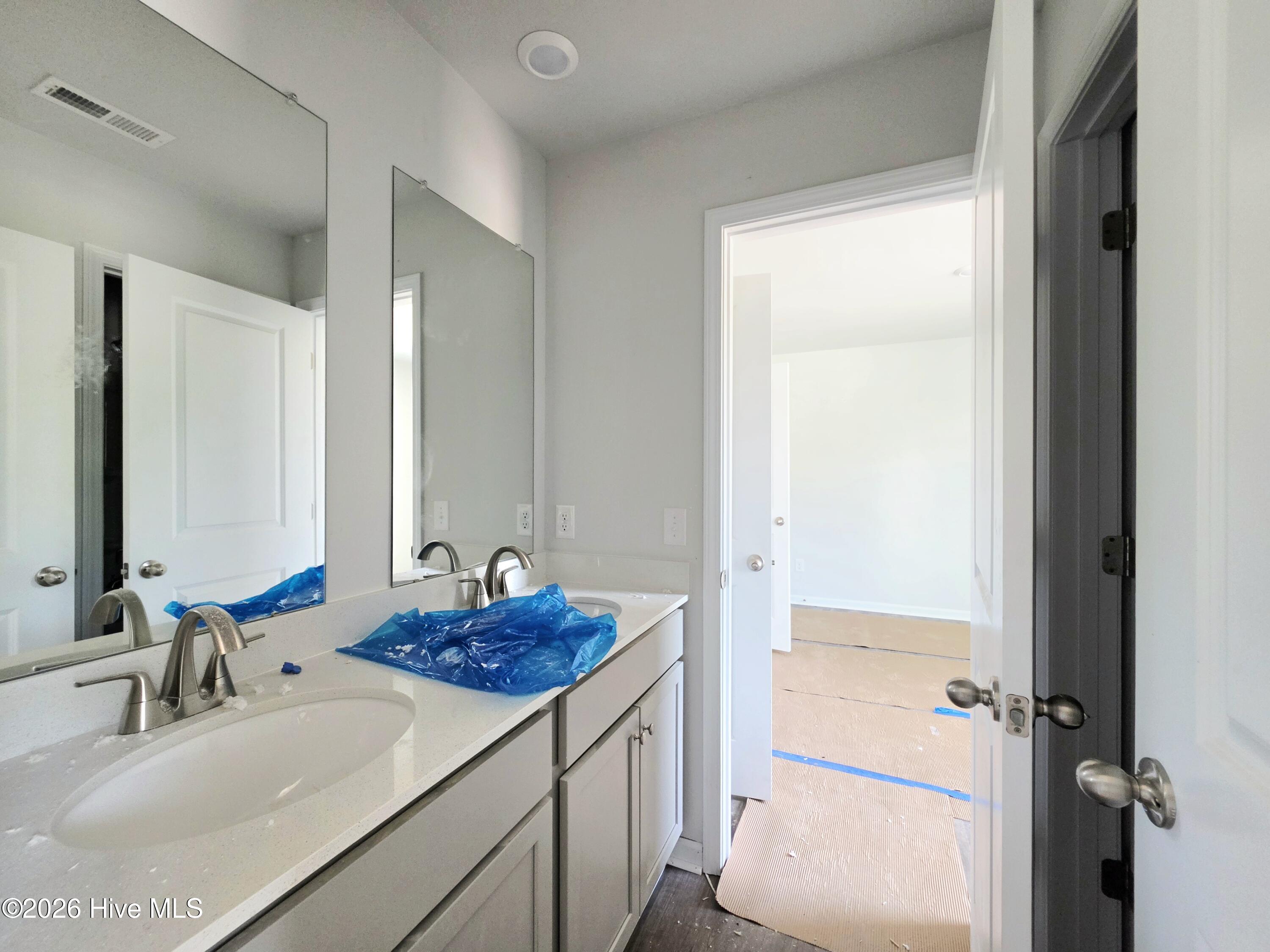 Residential Lease in Leland 5