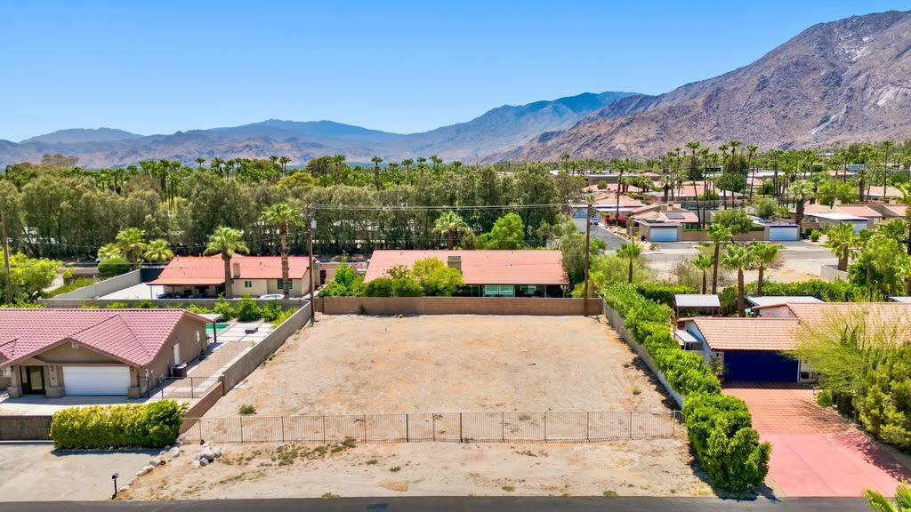 Land in Palm Springs 2