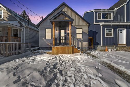 411 Fairfield Avenue, Hamilton, ON, L8H5J1 | Card Image