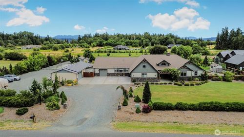 618 Ell Rd, Camano Island, WA, 98282-8771 | Card Image